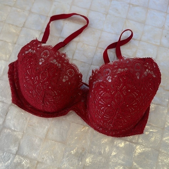 32D Victoria’s Secret Dream Angels lined Demi red lace bra nude delicate - Picture 2 of 9